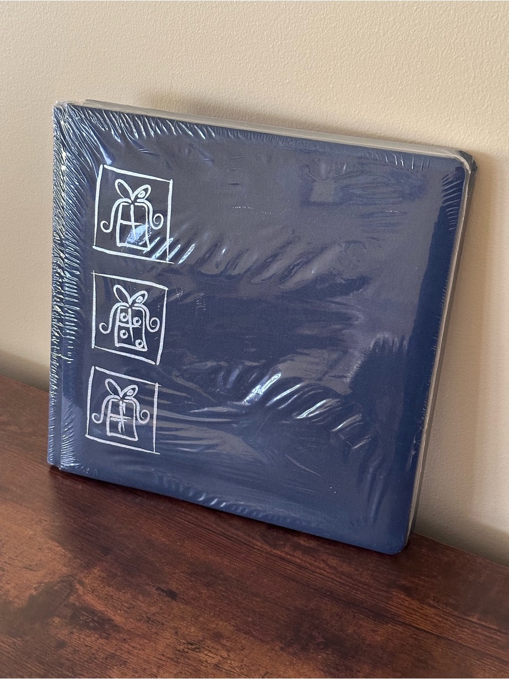 Christmas or Hanukkah Vintage Retired Creative Memories Navy True 12x12 album